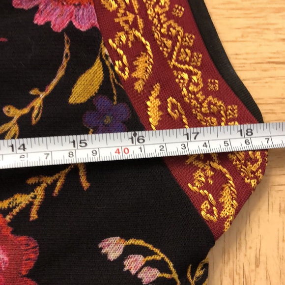 Fuzzi floral print Midi dress - Picture 7 of 10